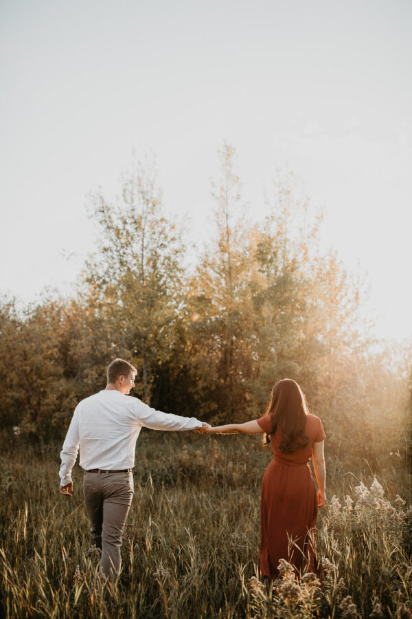 Alberta-fall-sunset-engagement