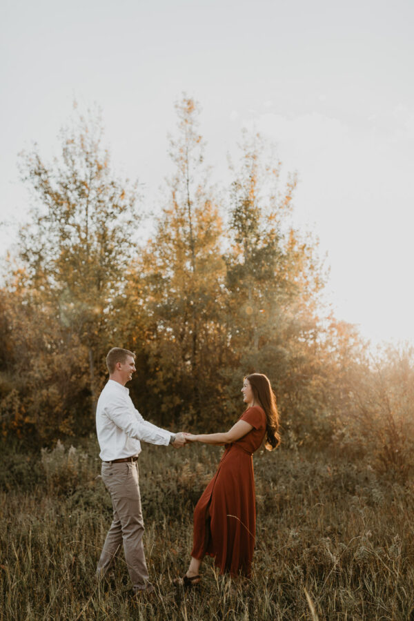 Alberta-fall-sunset-engagement