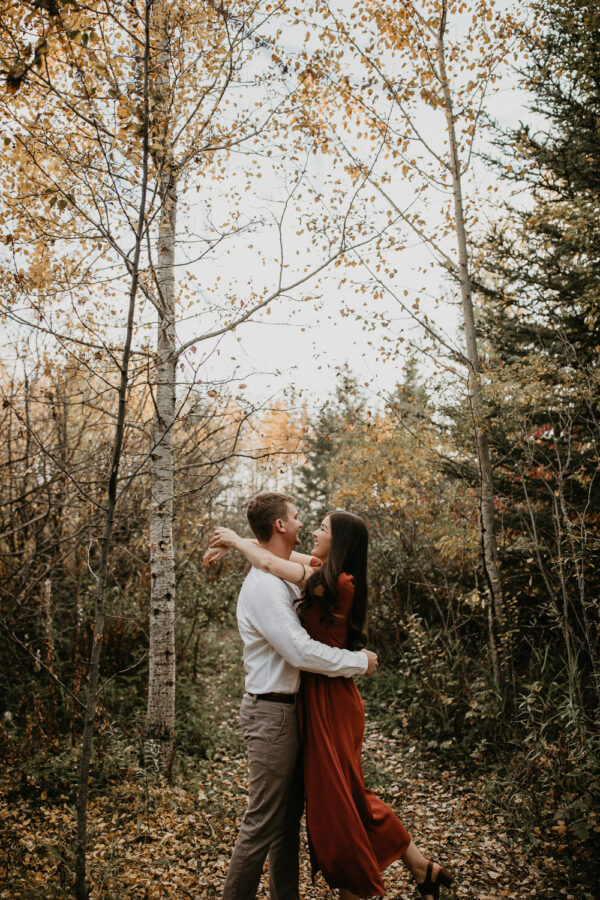 Alberta-fall-sunset-engagement