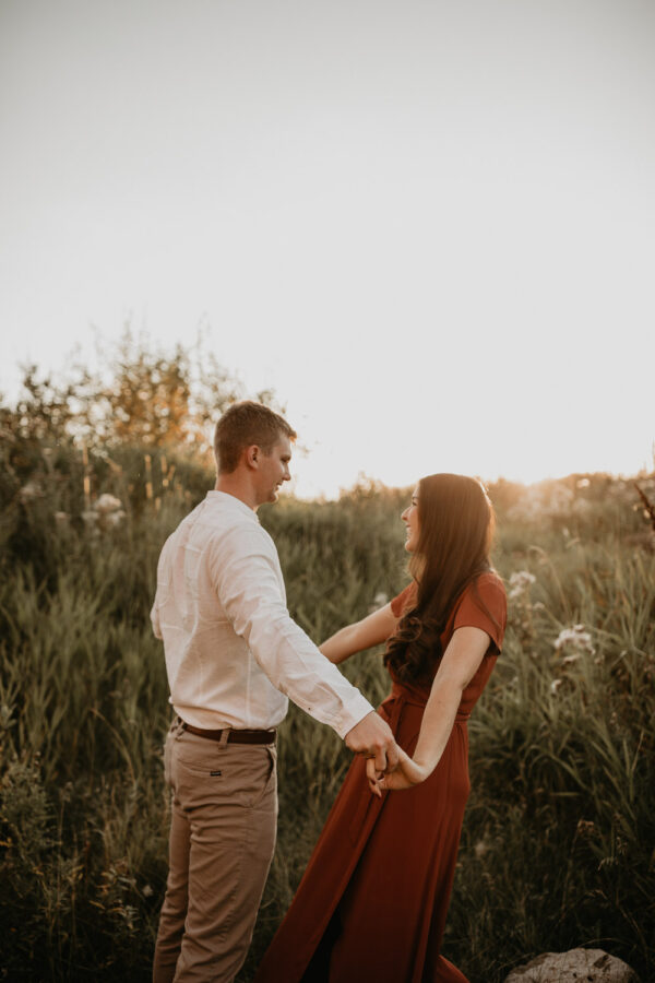 Alberta-fall-sunset-engagement