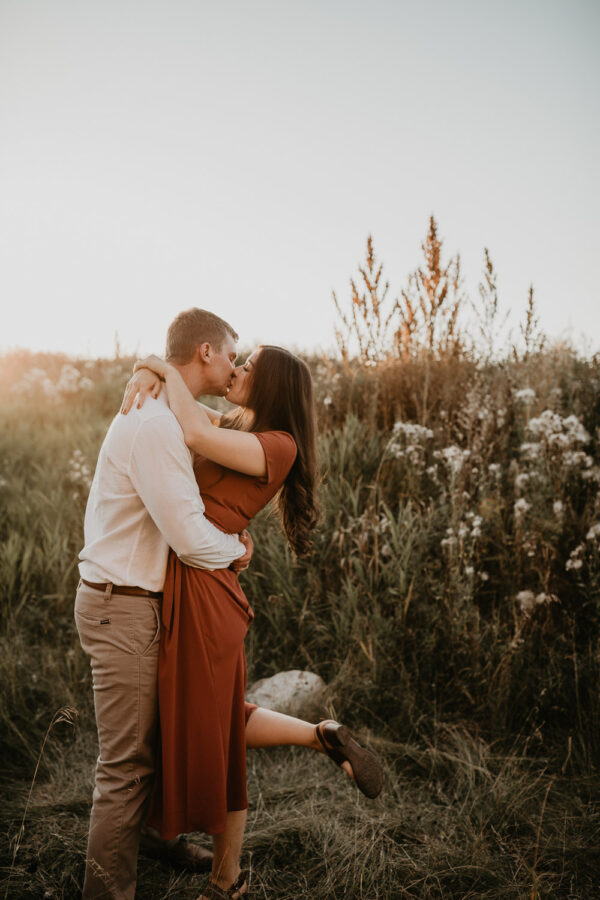 Alberta-fall-sunset-engagement