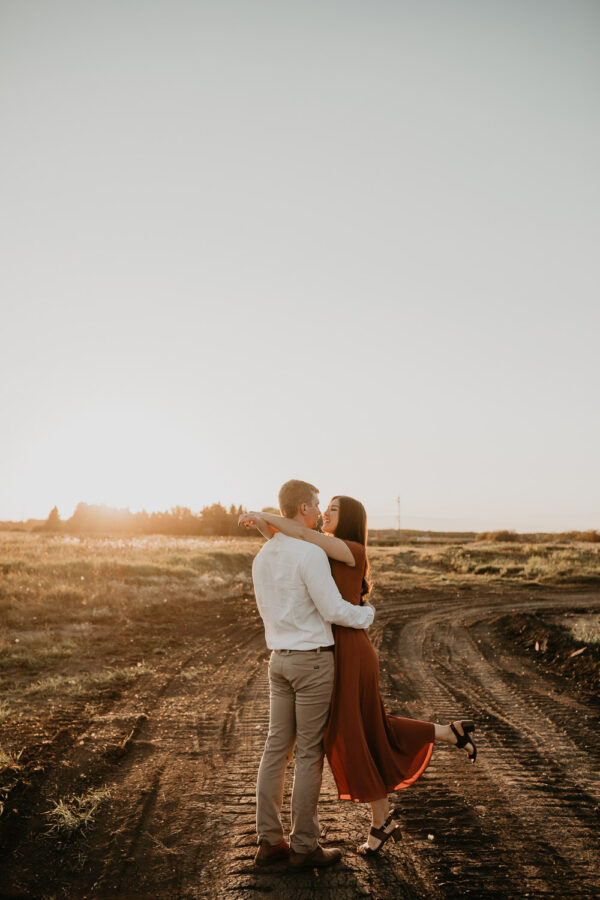 Alberta-fall-sunset-engagement