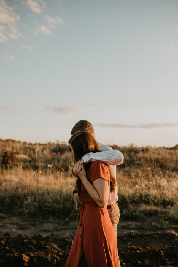 Alberta-fall-sunset-engagement