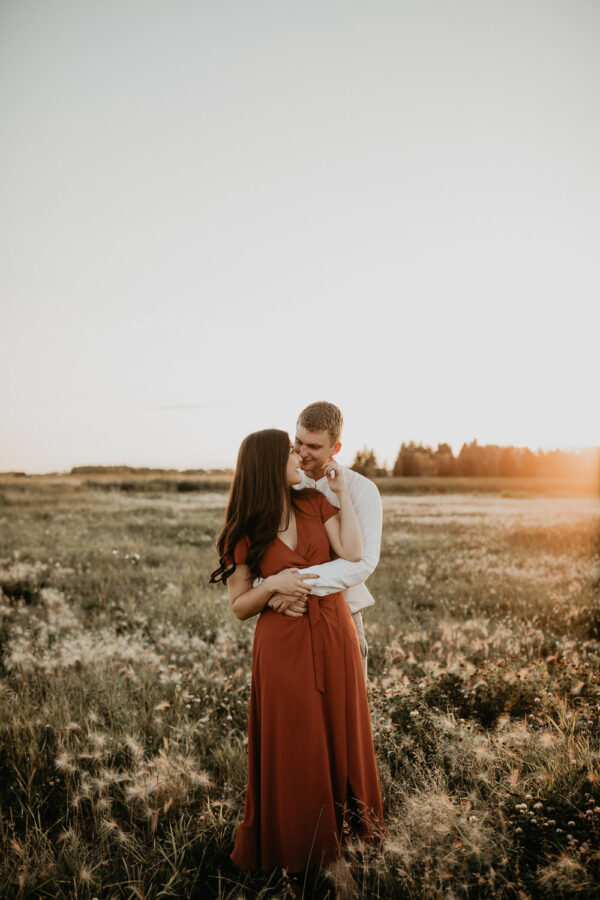 Alberta-fall-sunset-engagement