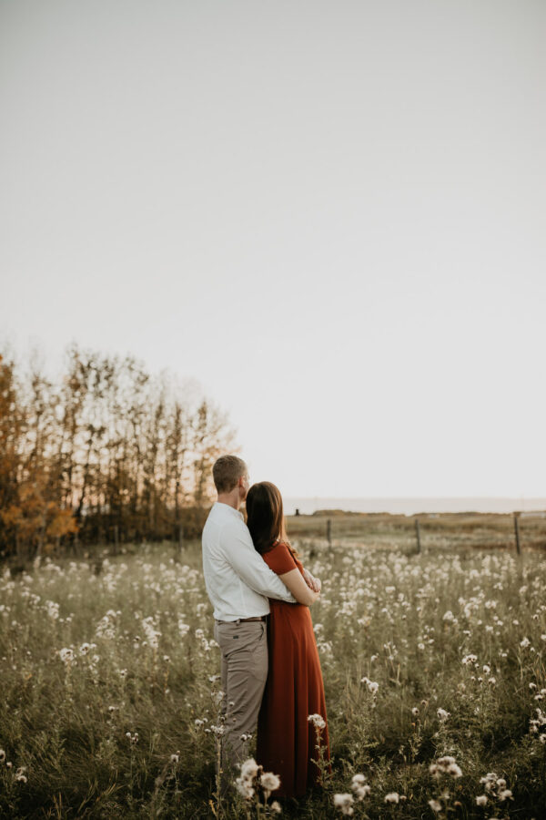 Alberta-fall-sunset-engagement