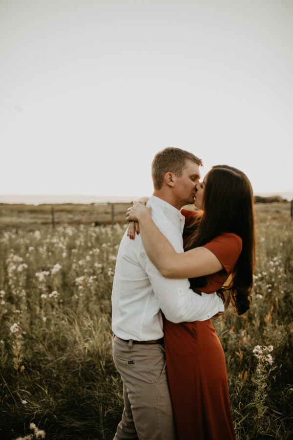 Alberta-fall-sunset-engagement