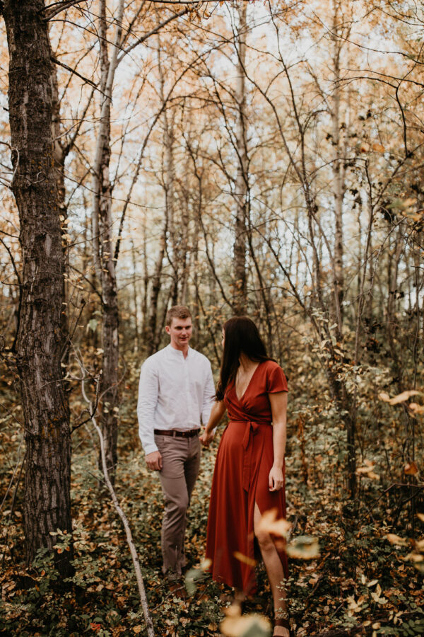 Alberta-fall-sunset-engagement