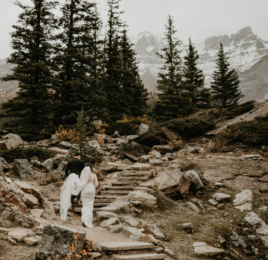 Banff-Moraine Lake-fall-elopement