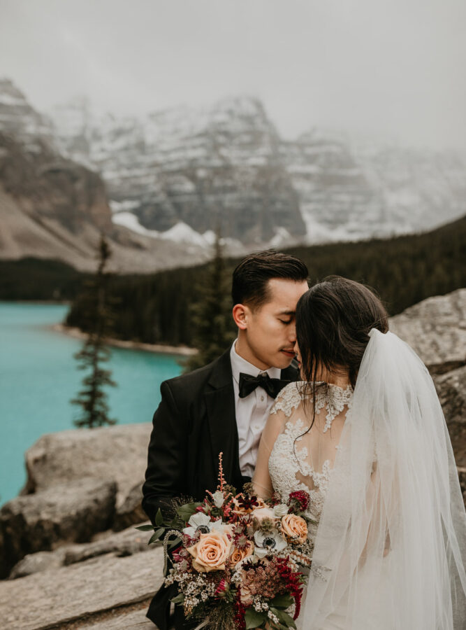 Banff-Moraine Lake-fall-elopement