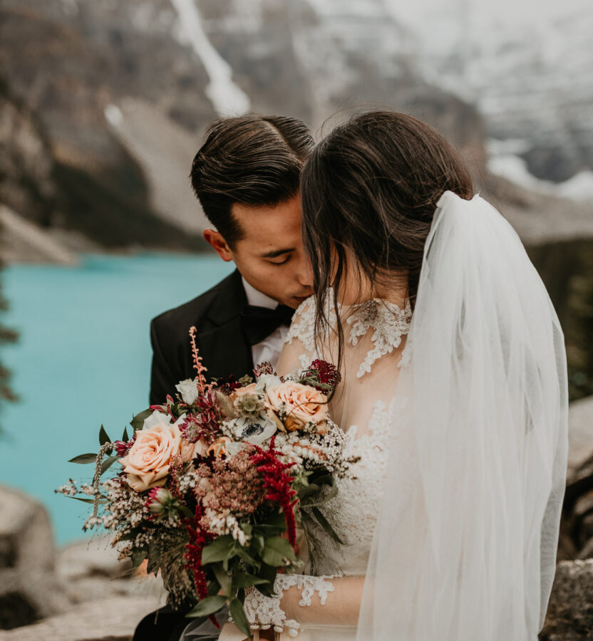 Banff-Moraine Lake-fall-elopement
