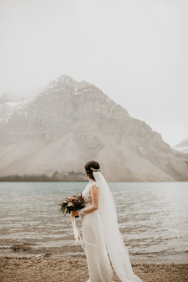 Banff-Moraine Lake-fall-elopement