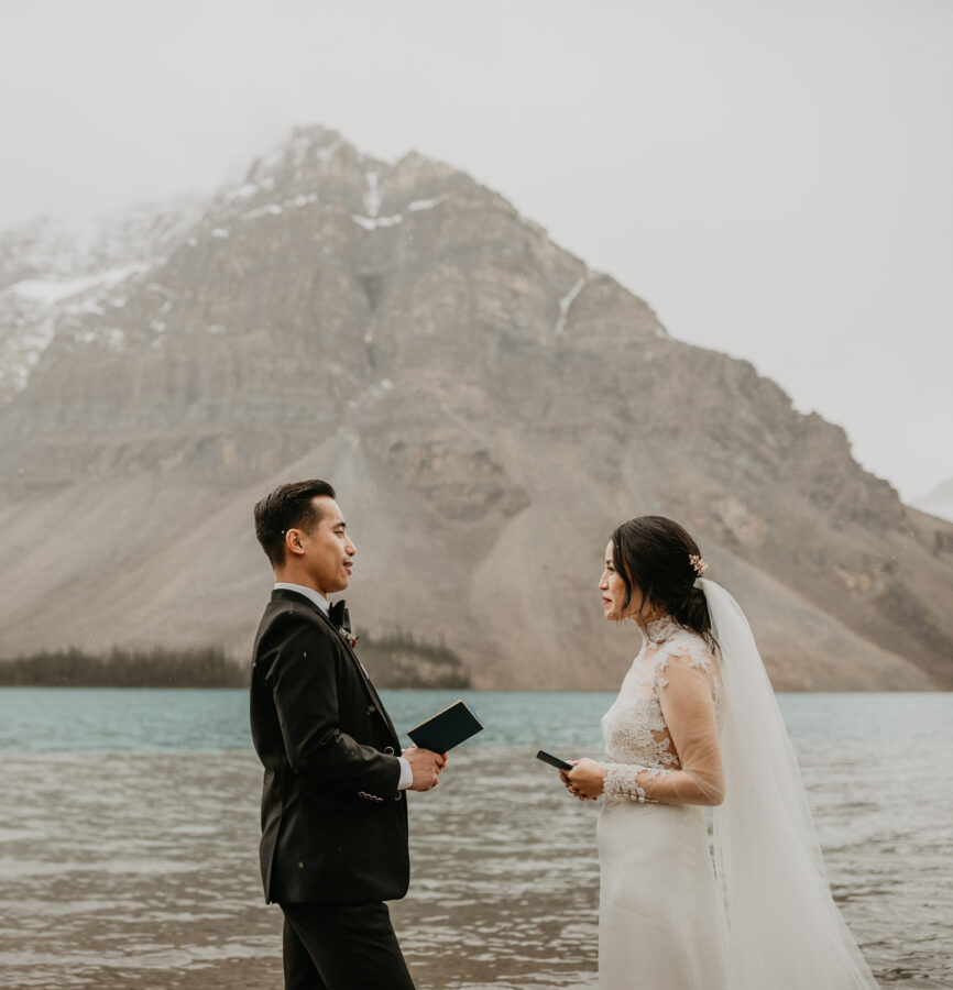 Banff-Moraine Lake-fall-elopement