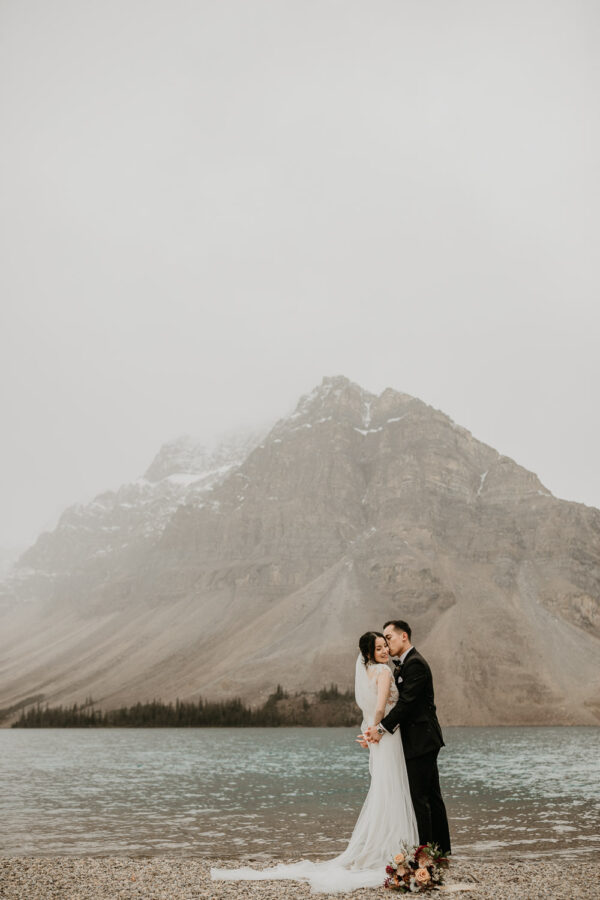 Banff-Moraine Lake-fall-elopement