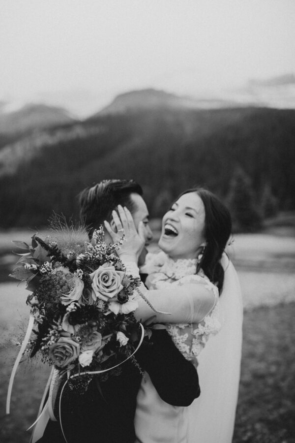 Banff-Moraine Lake-fall-elopement