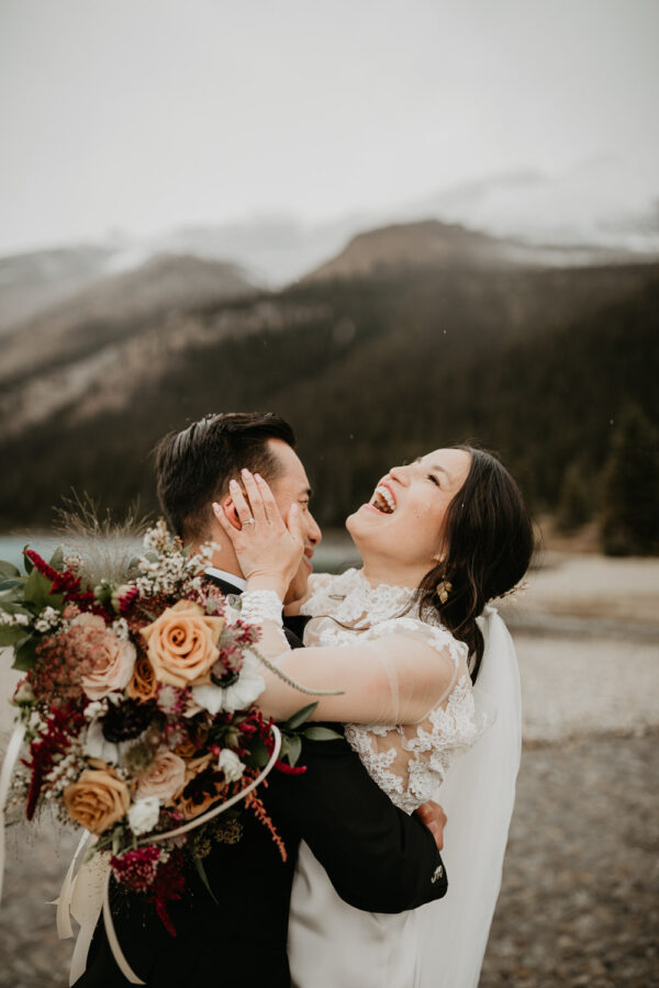 Banff-Moraine Lake-fall-elopement