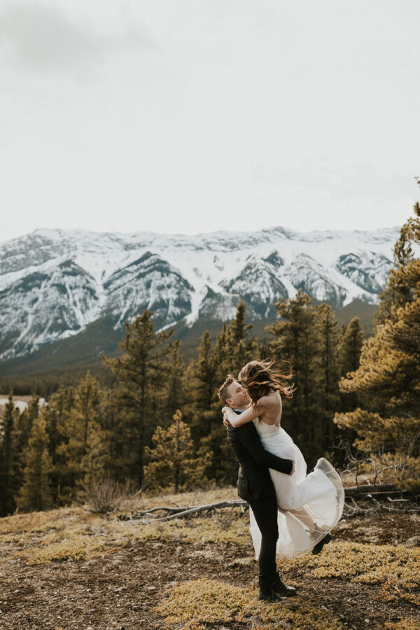 nordegg-spring-mountain-elopement