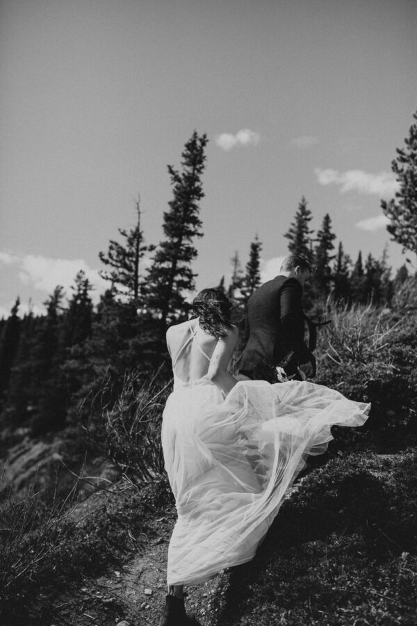 Nordegg-spring-mountain-elopement
