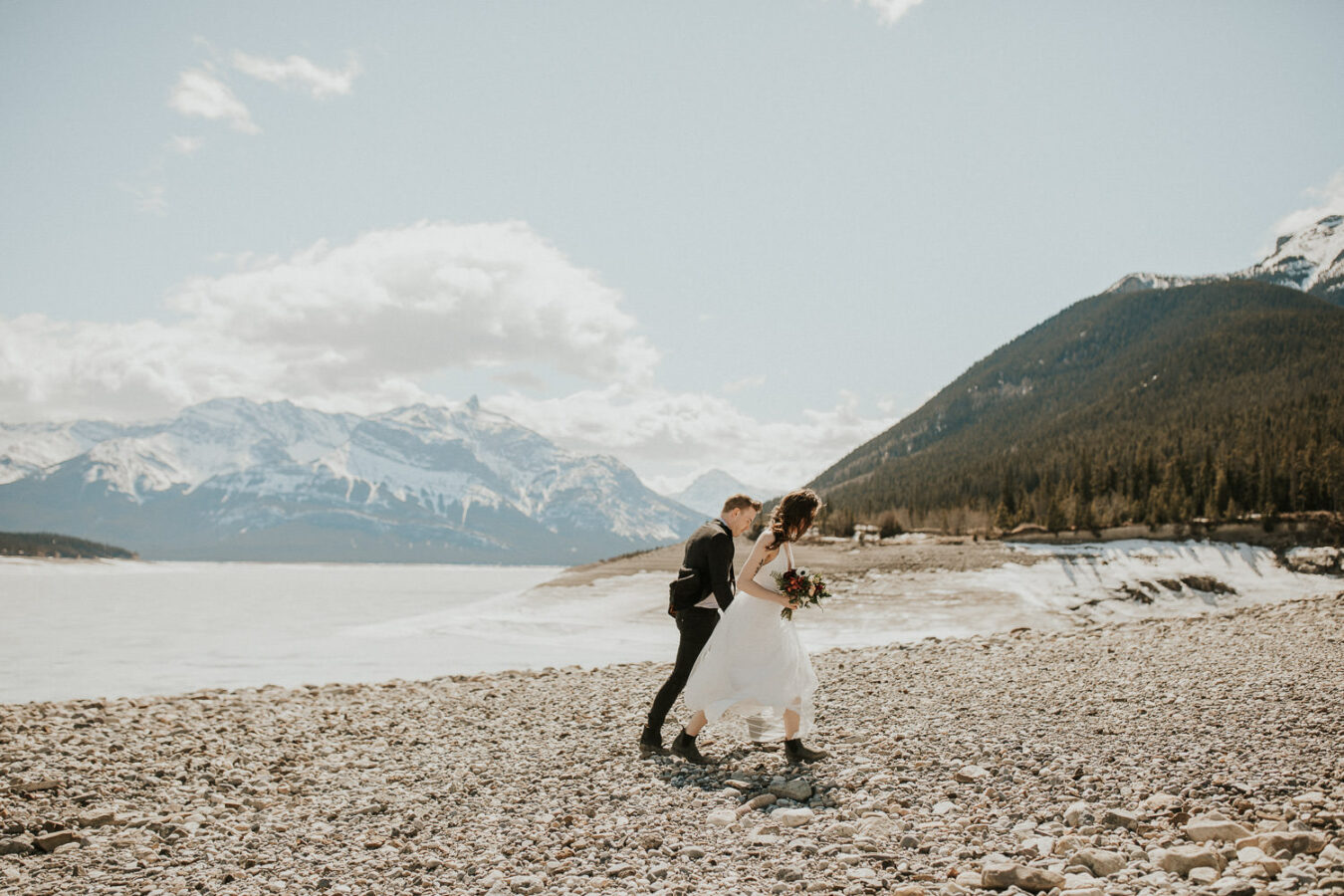 nordegg-spring-mountain-elopement