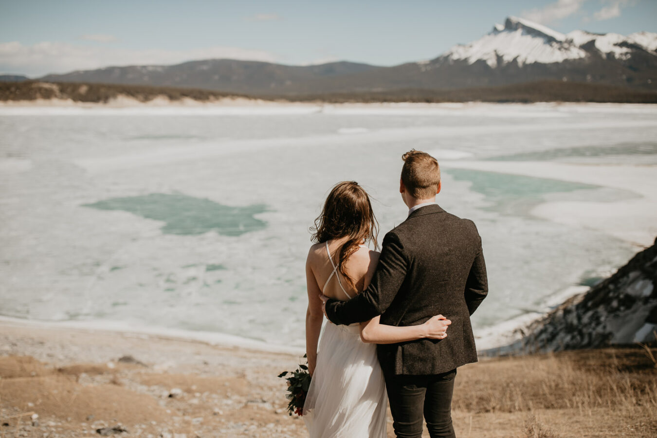 Nordegg-spring-mountain-elopement
