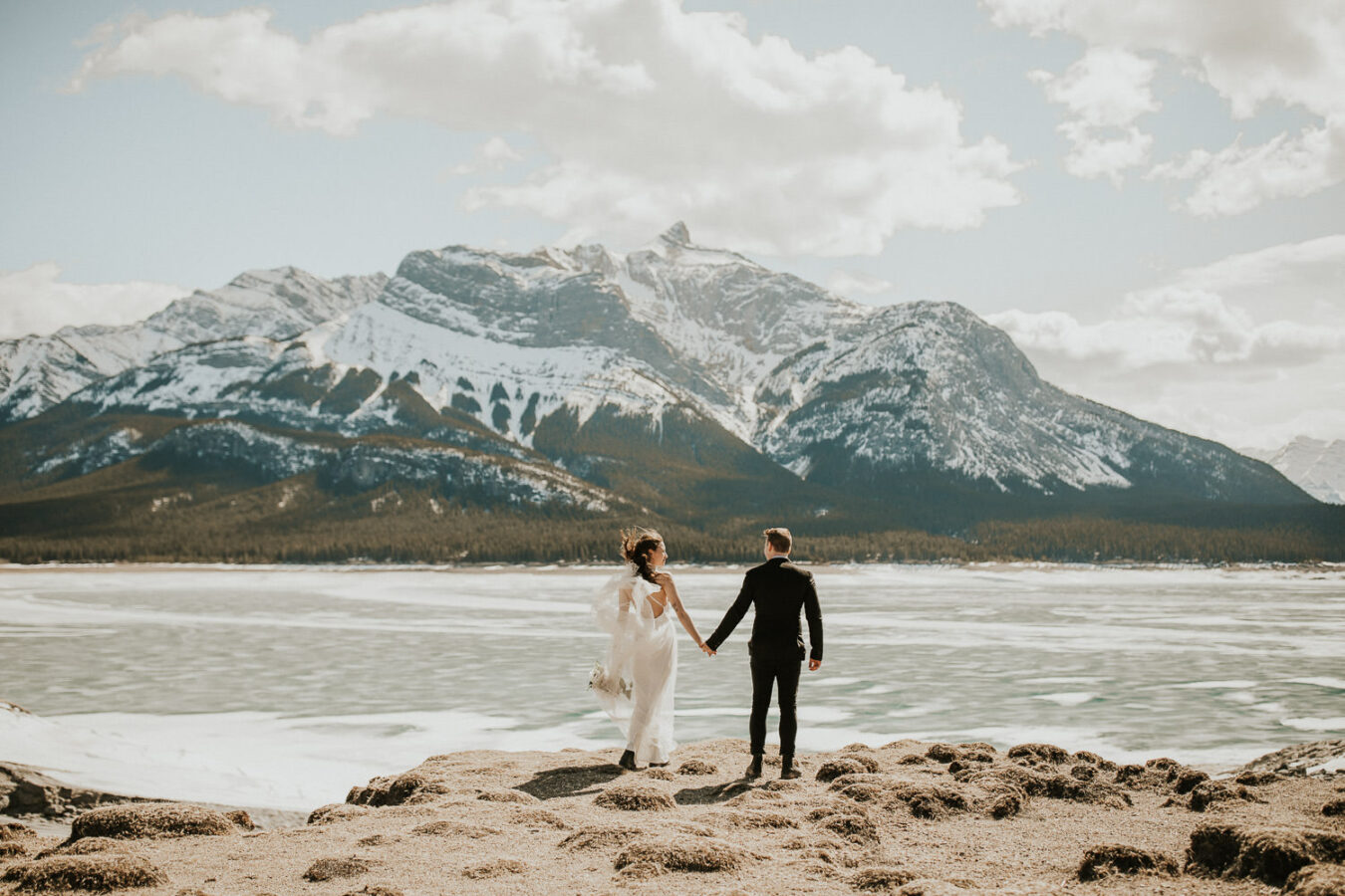 nordegg-spring-mountain-elopement