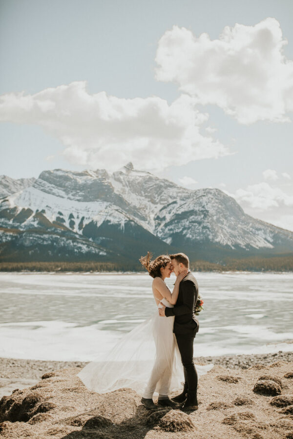nordegg-spring-mountain-elopement