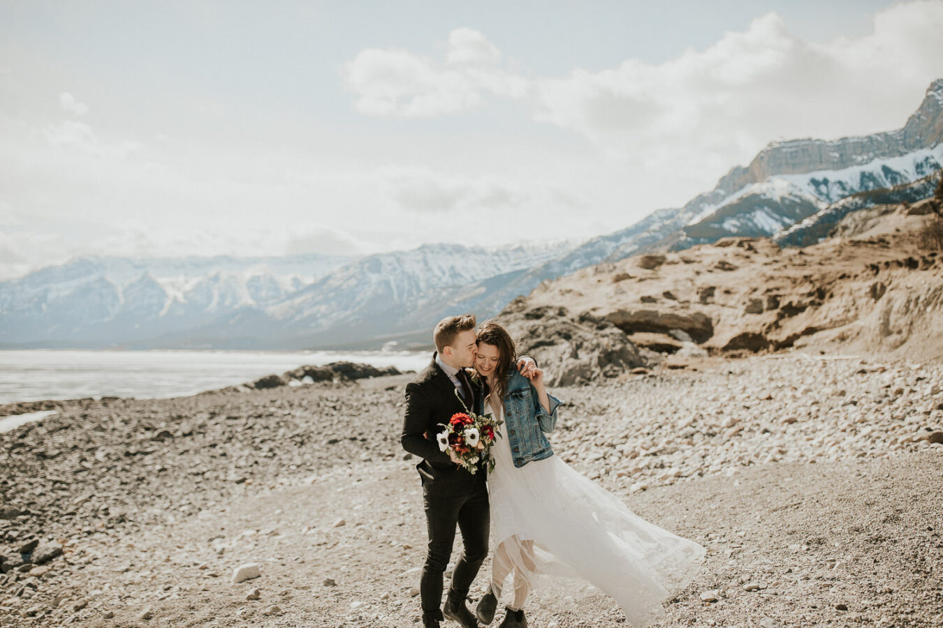 nordegg-spring-mountain-elopement