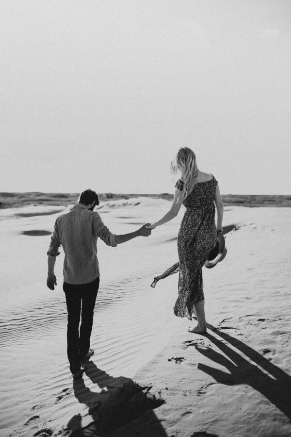 Sand dunes-couples-sunset-session
