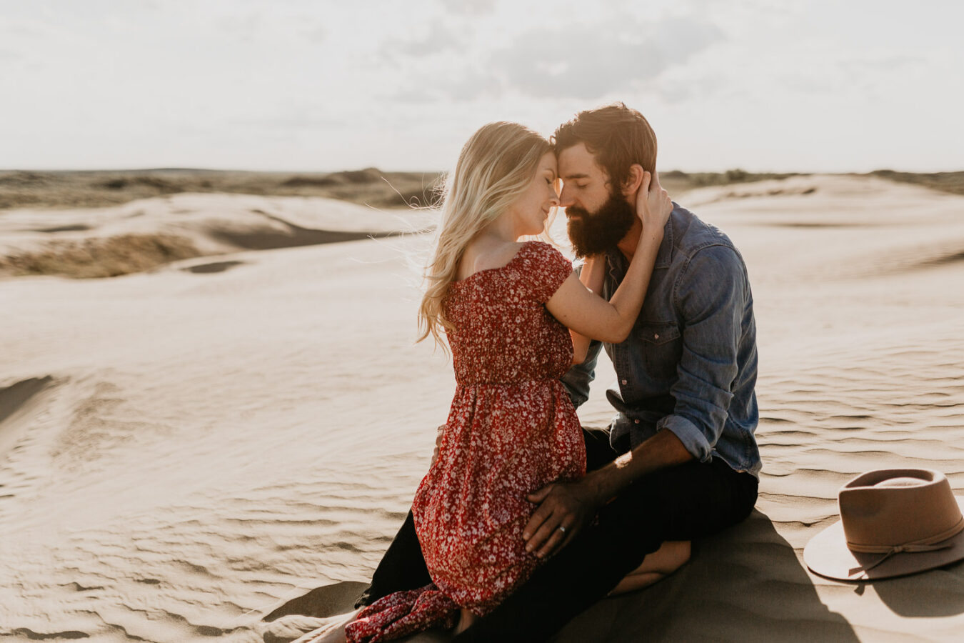 Sand dunes-couples-sunset-session