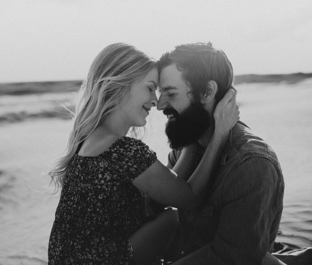 Sand dunes-couples-sunset-session