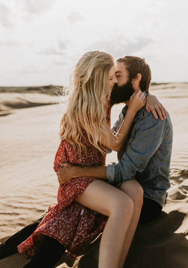 Sand dunes-couples-sunset-session
