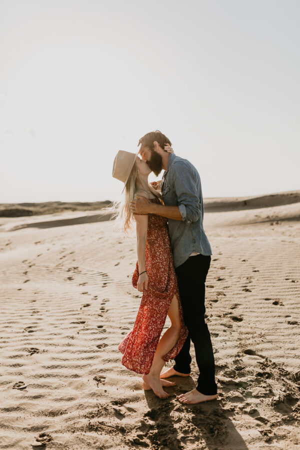 Sand dunes-couples-sunset-session