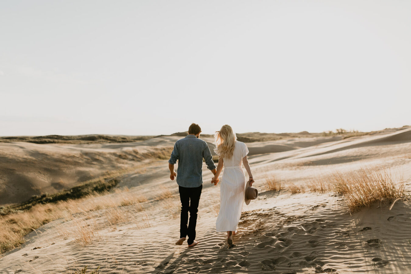Sand dunes-couples-sunset-session
