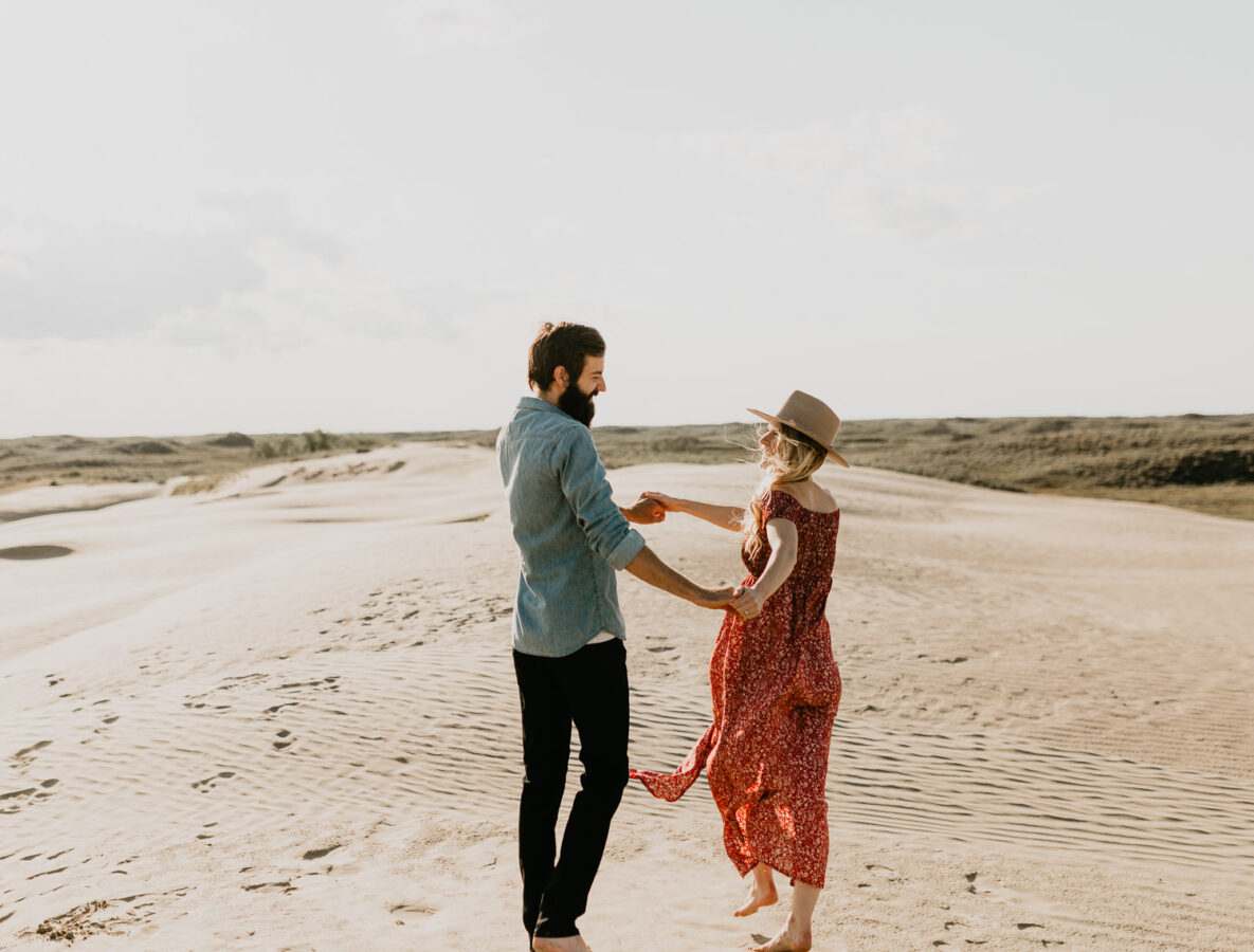 Sand dunes-couples-sunset-session