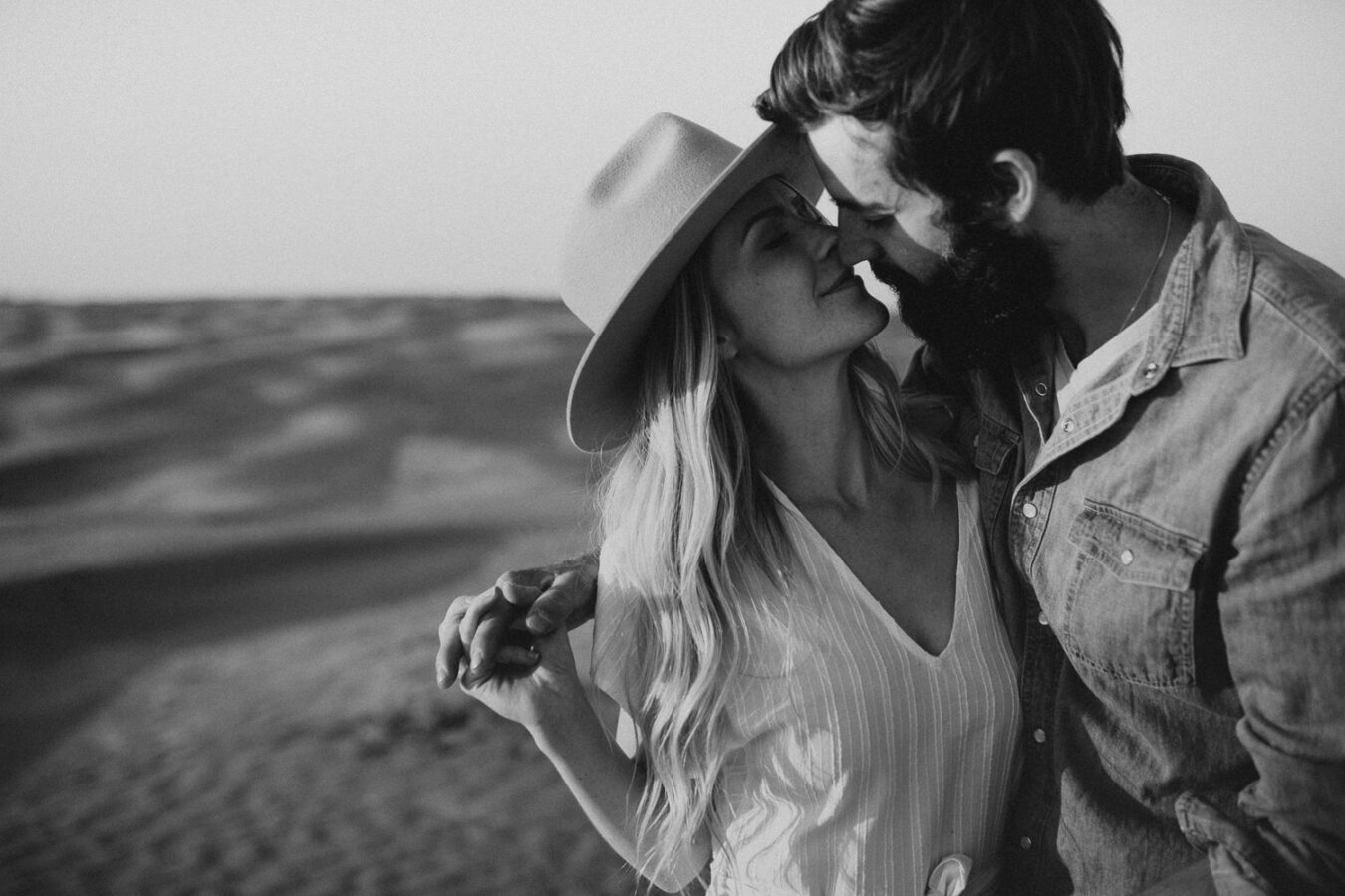 Sand dunes-couples-sunset-session