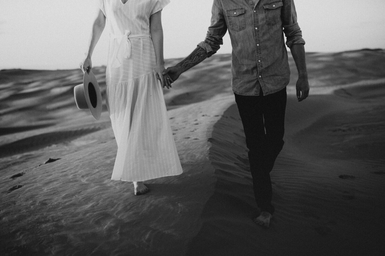Sand dunes-couples-sunset-session