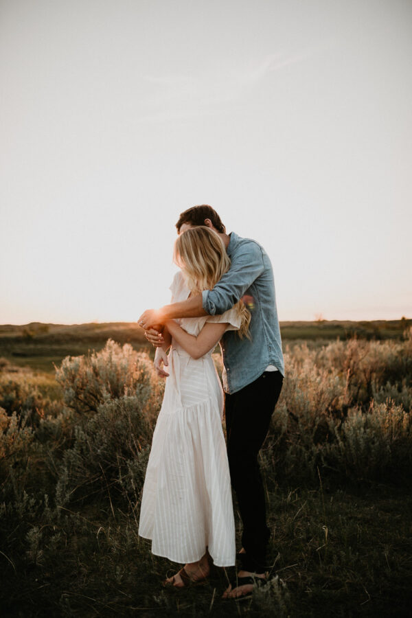 Sand dunes-couples-sunset-session