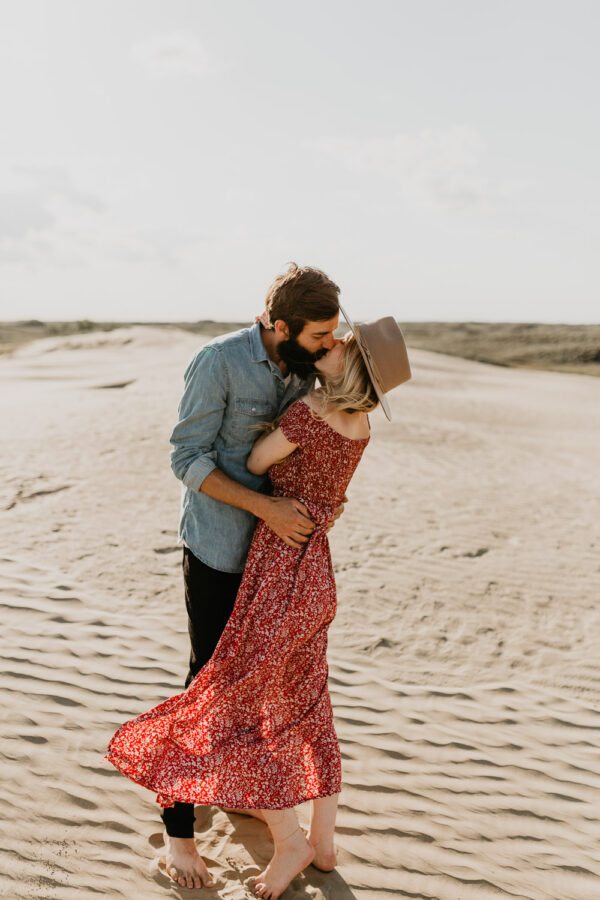 Sand dunes-couples-sunset-session